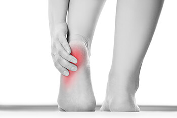 Heel pain diagnosis and treatment in the Kings County, NY: Brooklyn (Midwood, Bay Ridge, Sunset Park, Bushwick, Park Slope, East New York, Williamsburg, Brighton Beach, Brownsville, Greenpoint, Brooklyn Heights, Kensington), Richmond County, NY: St. George, Midland Beach, and Queens County, NY: Elmhurst, Maspeth, Forest Hills areas